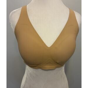 Knix Revolution Bra L 36DD Beige Nude Wireless Seamless V neck Comfort Worn Once